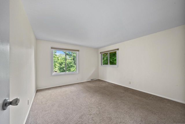 W3490 Oakwood DRIVE, Lake Geneva, WI 53147