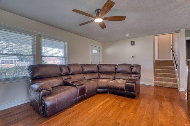 7215 E Powell Avenue, Evansville, IN 47715