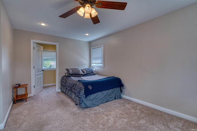 7215 E Powell Avenue, Evansville, IN 47715