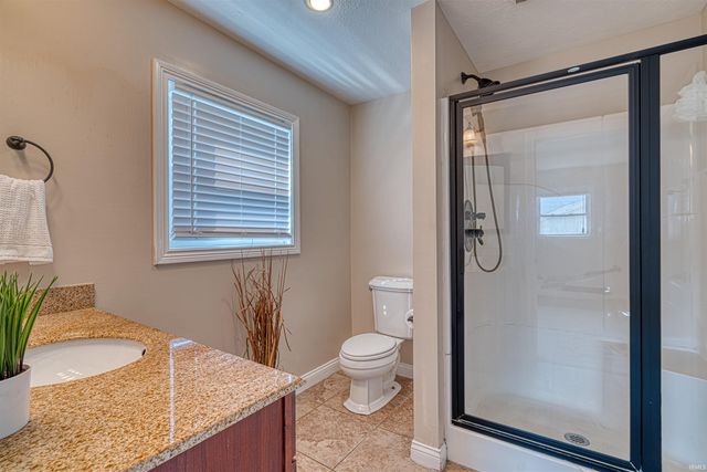 7215 E Powell Avenue, Evansville, IN 47715