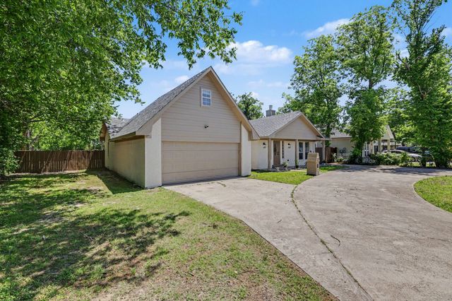 307 Dixon Street, Terrell, TX 75160