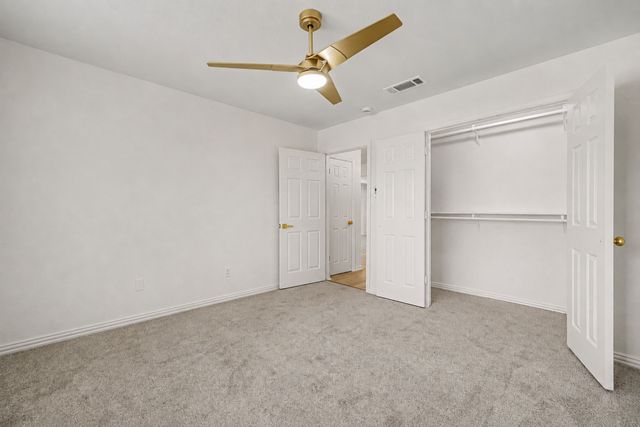 307 Dixon Street, Terrell, TX 75160