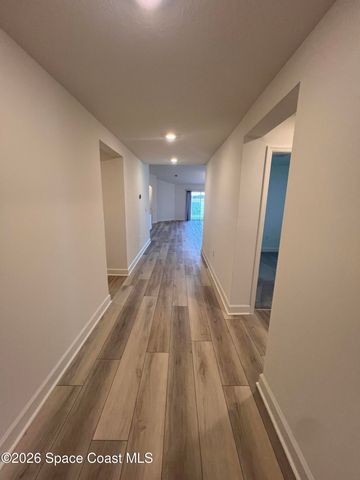 715 Hatton Lane SE, Palm Bay, FL 32909