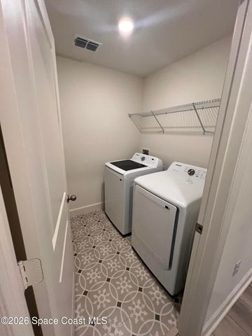 715 Hatton Lane SE, Palm Bay, FL 32909