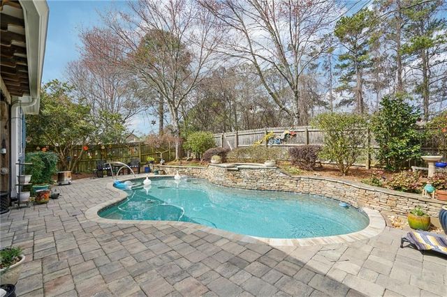 3080 Old Cabin Lane SE, Smyrna, GA 30080