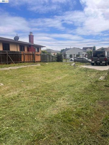 1737 ESMOND AVE, Richmond, CA 94801