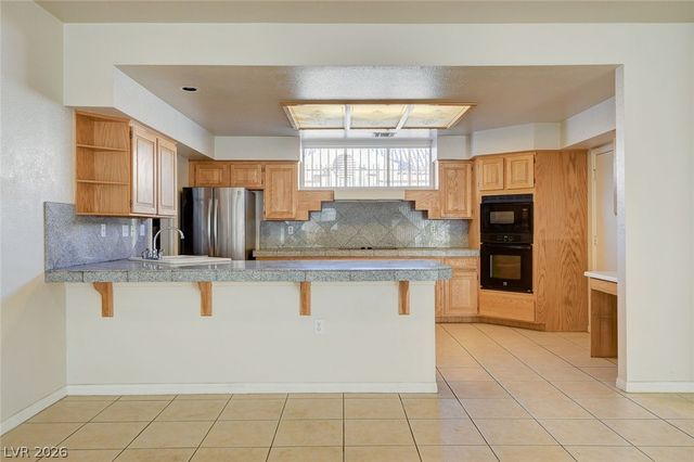 353 Mill Hollow Road, Las Vegas, NV 89107