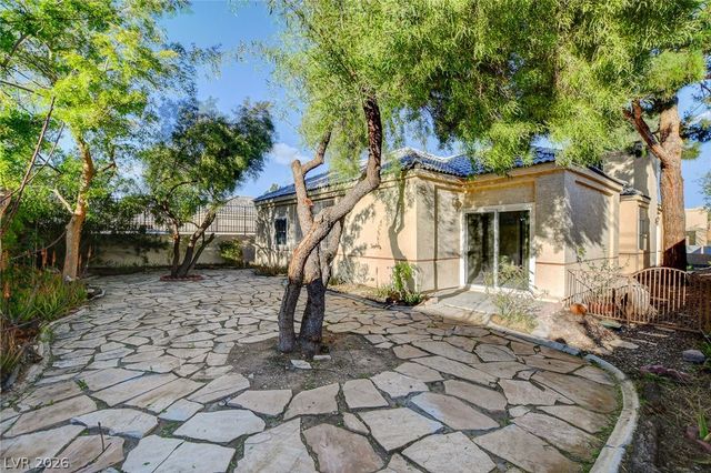 353 Mill Hollow Road, Las Vegas, NV 89107