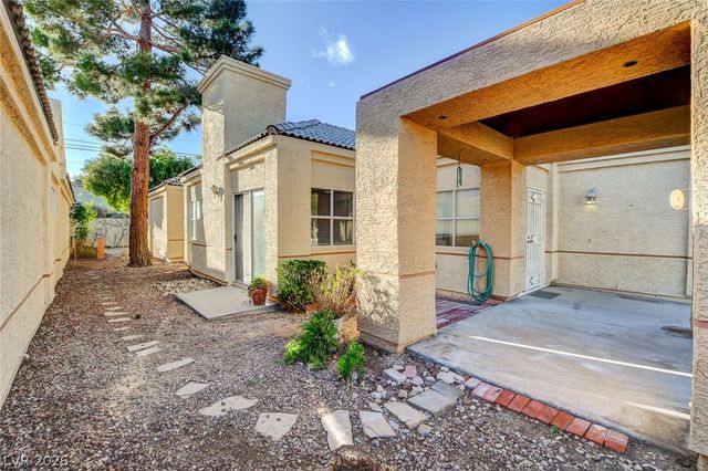 353 Mill Hollow Road, Las Vegas, NV 89107