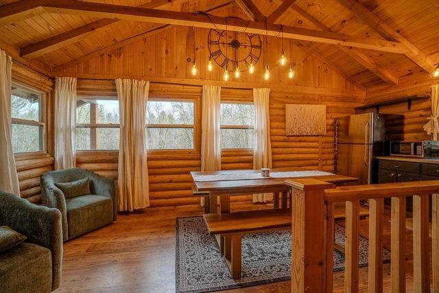 W10448 Whippoorwill Lane, Elroy, WI 53929