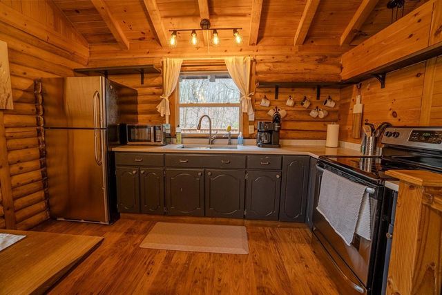 W10448 Whippoorwill Lane, Elroy, WI 53929