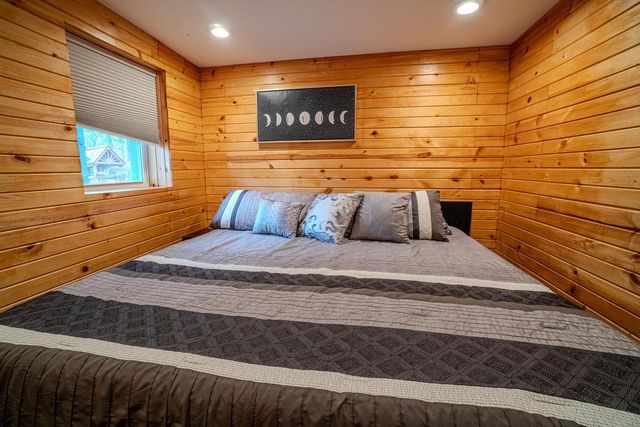 W10448 Whippoorwill Lane, Elroy, WI 53929