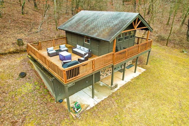 W10448 Whippoorwill Lane, Elroy, WI 53929