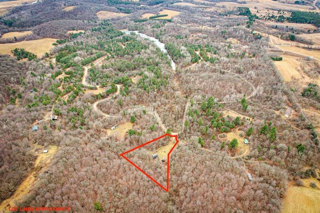 W10448 Whippoorwill Lane, Elroy, WI 53929