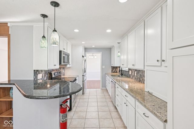 13205 Allisonville Road, Fishers, IN 46038