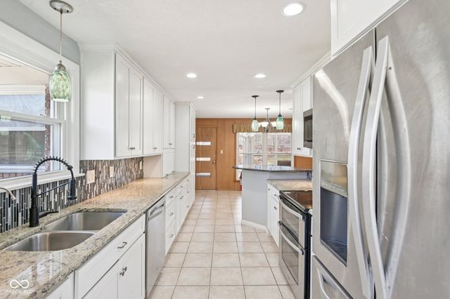 13205 Allisonville Road, Fishers, IN 46038