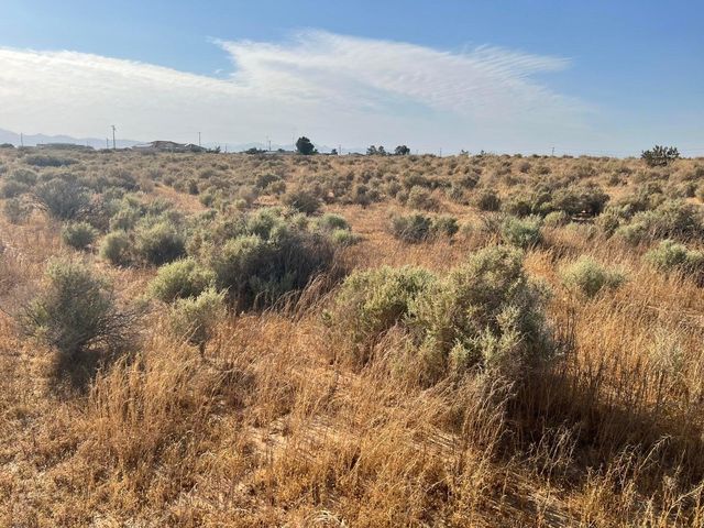 01 Norwich Court, California City, CA 93505