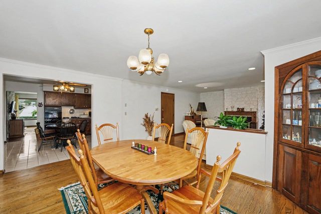 7649 N 51st BOULEVARD, Milwaukee, WI 53223