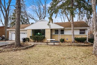 7649 N 51st BOULEVARD, Milwaukee, WI 53223