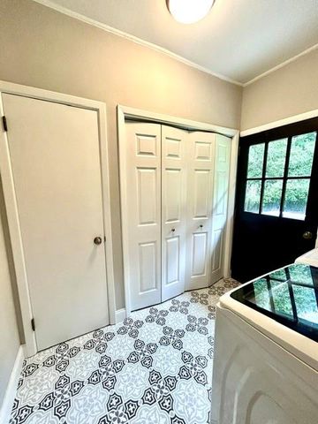 80 Pinehurst Lane, Marietta, GA 30068