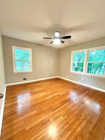 80 Pinehurst Lane, Marietta, GA 30068