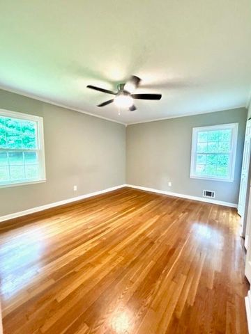 80 Pinehurst Lane, Marietta, GA 30068