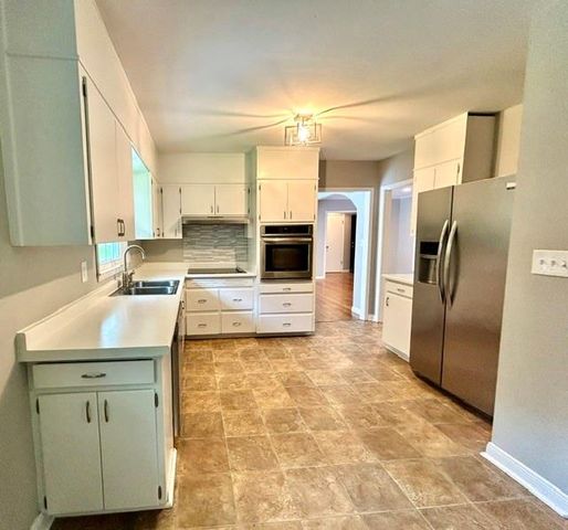 80 Pinehurst Lane, Marietta, GA 30068
