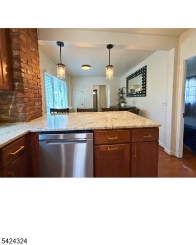 10 Fairview Pl, Bloomfield Twp., NJ 07003