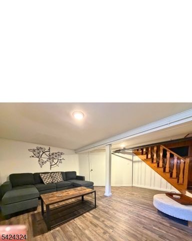 10 Fairview Pl, Bloomfield Twp., NJ 07003