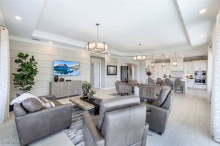 16379 Viansa WAY 301, Naples, FL 34110