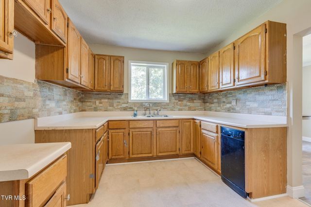 2629 Birdwell Street, Kingsport, TN 37664