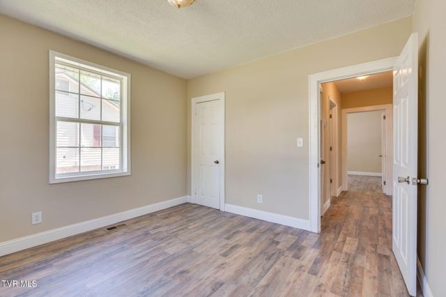 2629 Birdwell Street, Kingsport, TN 37664