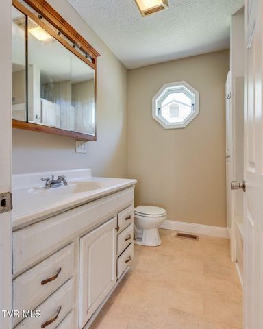 2629 Birdwell Street, Kingsport, TN 37664