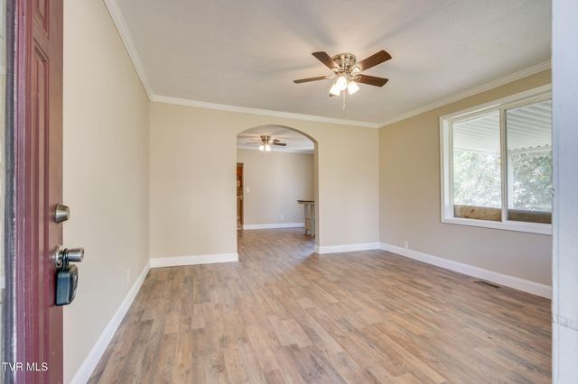 2629 Birdwell Street, Kingsport, TN 37664