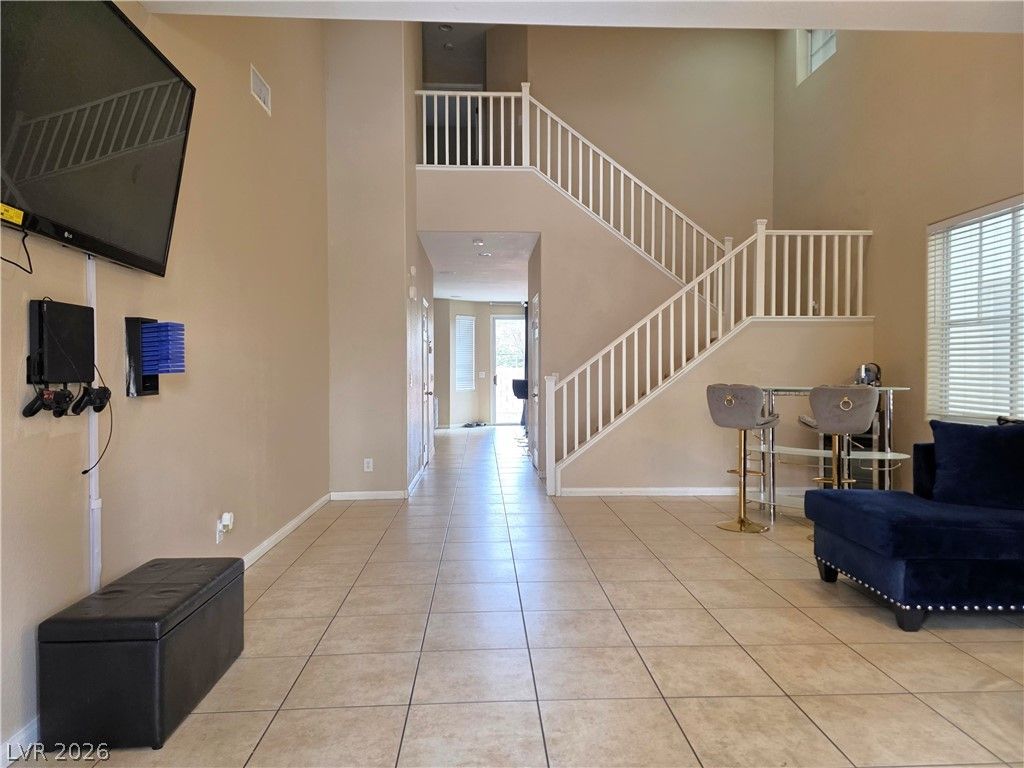 5628 West Tideview Street, North Las Vegas, NV 89081 — photo 2