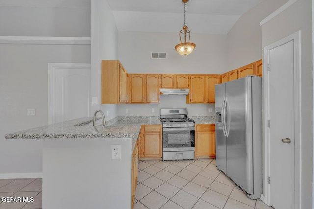 12255 Via Del Rio, El Paso, TX 79936