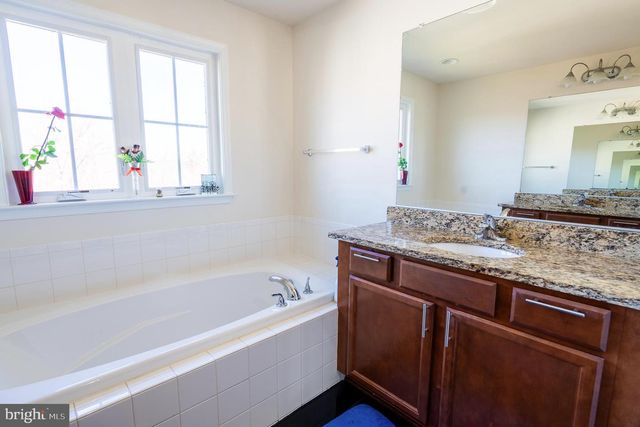 107 HOLLISTER LN, Stafford, VA 22556