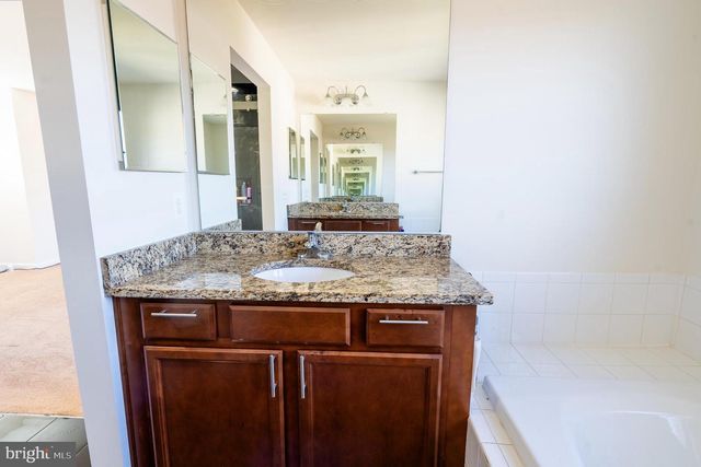 107 HOLLISTER LN, Stafford, VA 22556