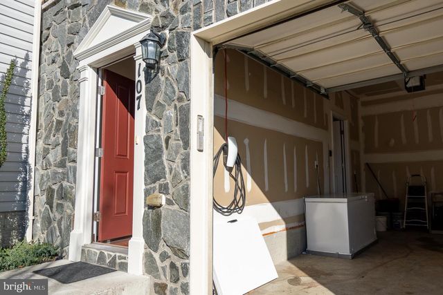 107 HOLLISTER LN, Stafford, VA 22556