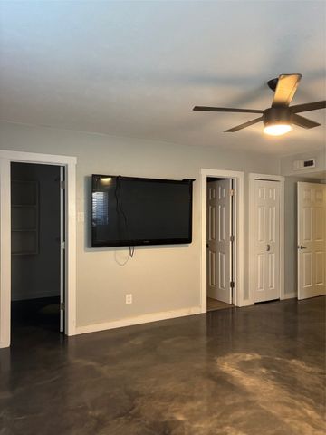 5024 Pemberton Lane, The Colony, TX 75056