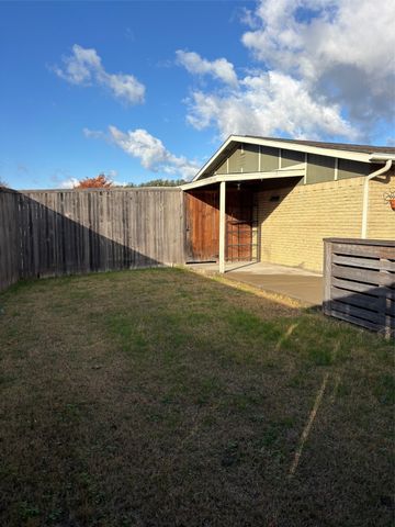 5024 Pemberton Lane, The Colony, TX 75056