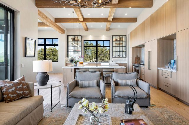 19 Camino Alazan, Santa Fe, NM 87506