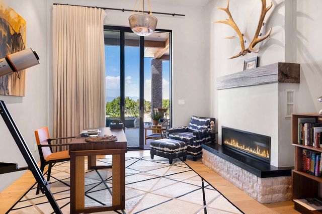 19 Camino Alazan, Santa Fe, NM 87506