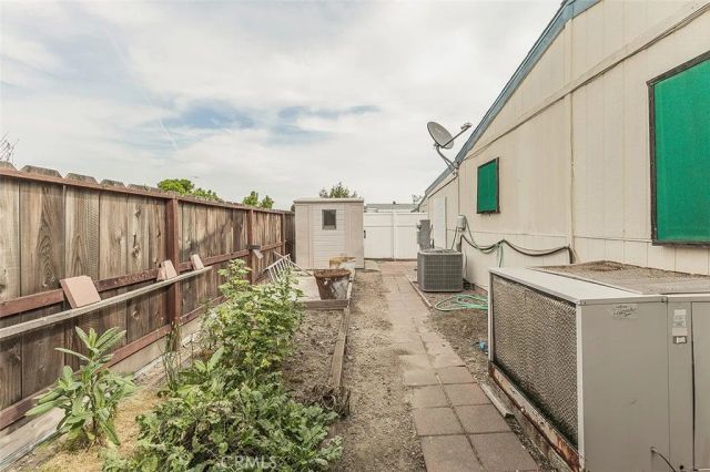 17423 Bluewater Bay, Friant, CA 93626