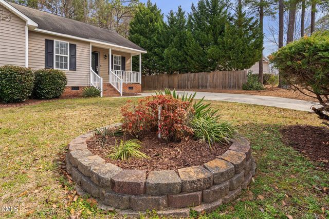 935 S Willhaven Drive, Fuquay Varina, NC 27526