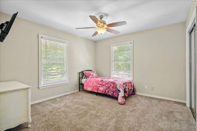 189 S Pine Street, Van, TX 75790