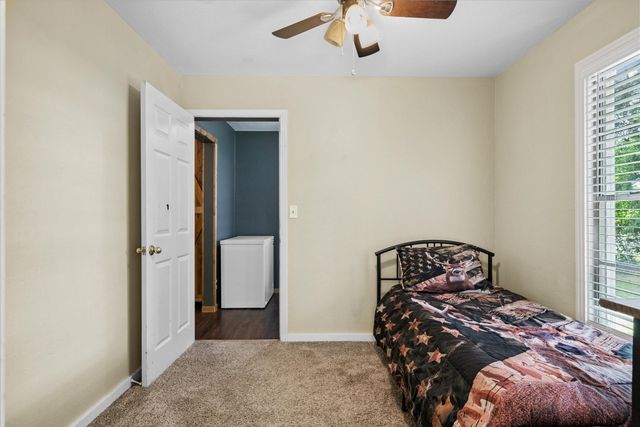 189 S Pine Street, Van, TX 75790