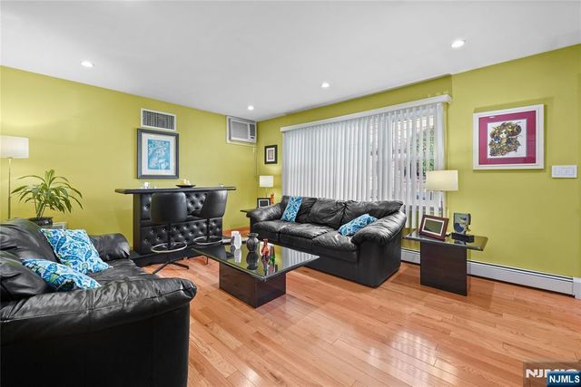 117 Park Place, Kearny, NJ 07032