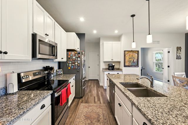 579 Williamsburg Dr, Mt Washington, KY 40047