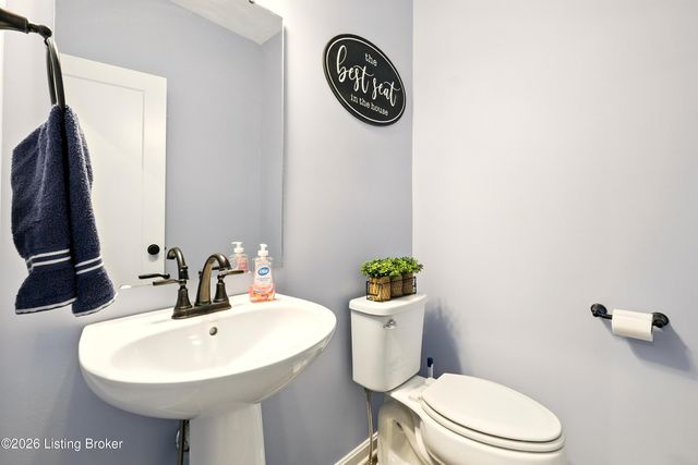 579 Williamsburg Dr, Mt Washington, KY 40047